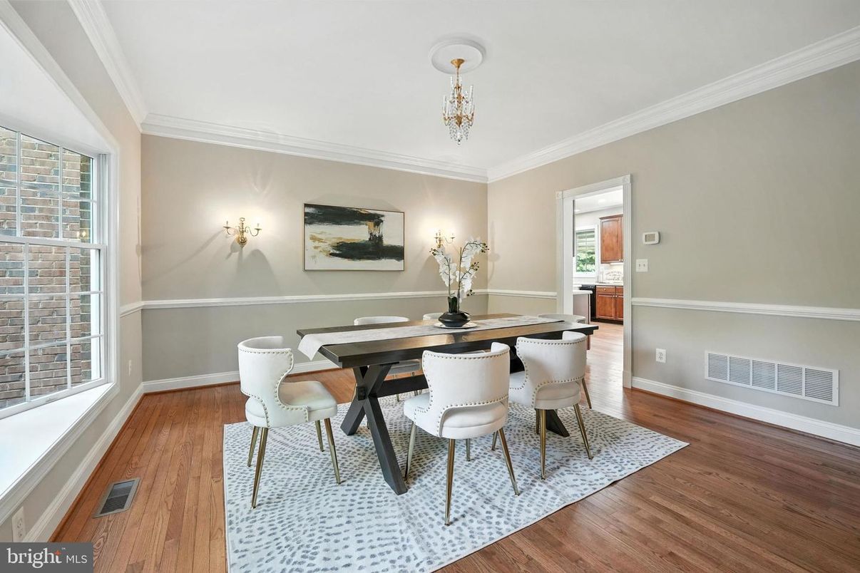 Chandelier, Dining room, Interior, Wood Texture Flooring