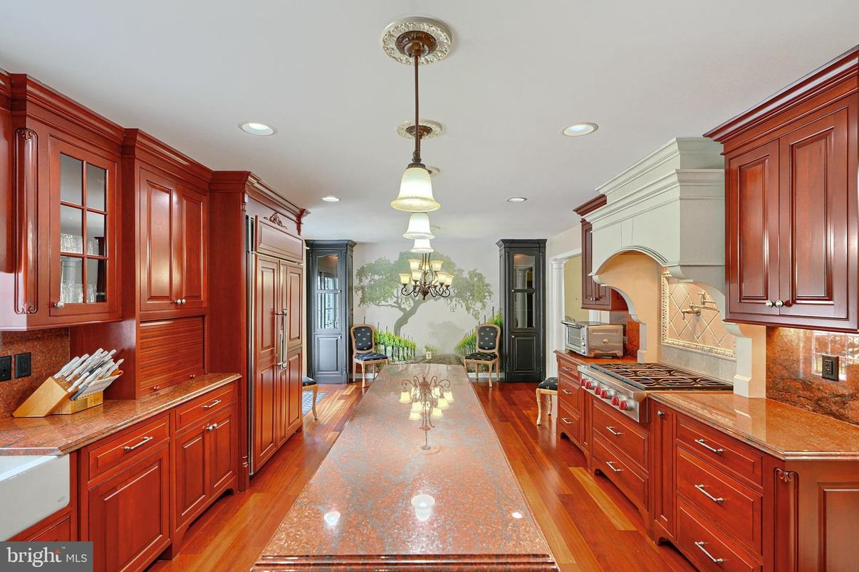 Chandelier, Interior, Kitchen, Pendant Lights, Recessed Lighting, Wood Texture Flooring