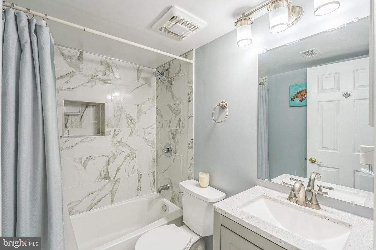 Bathroom, Interior, Marble Walls