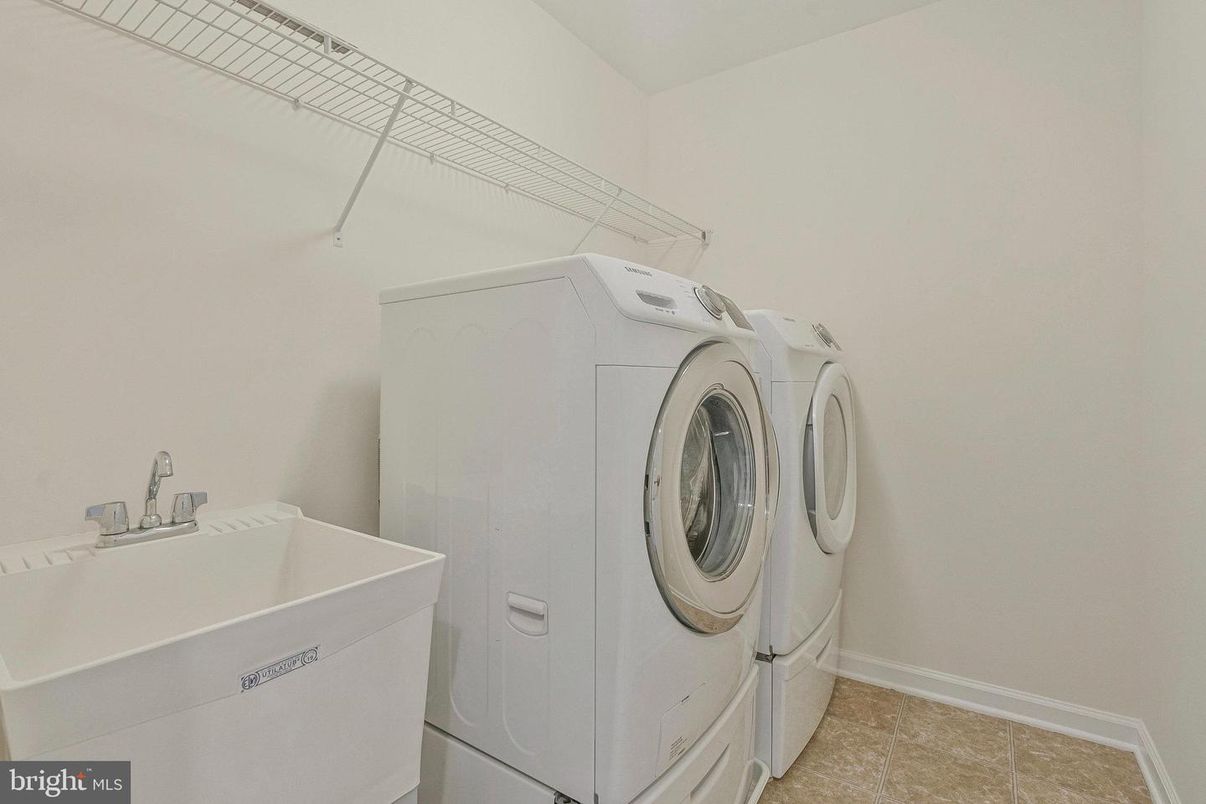 Interior, Washer