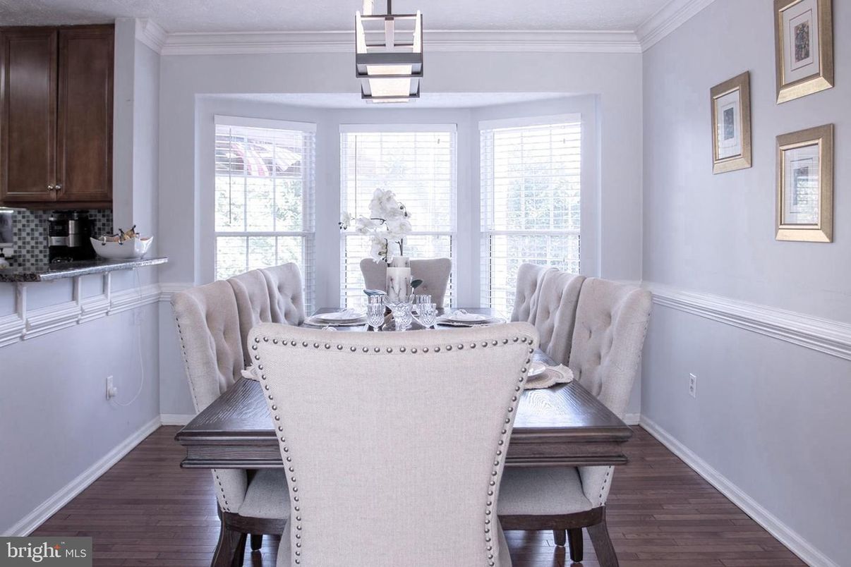 Dining room, Interior, Wood Texture Flooring