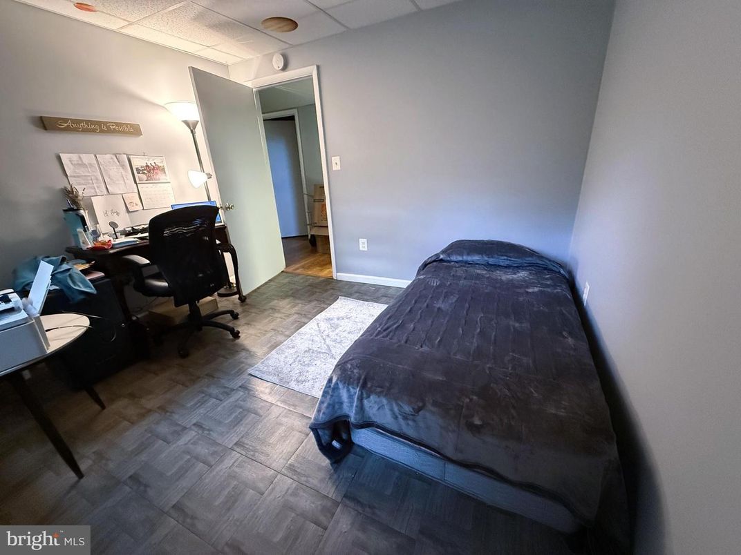 Bedroom, Home Office, Interior, Wood Texture Flooring