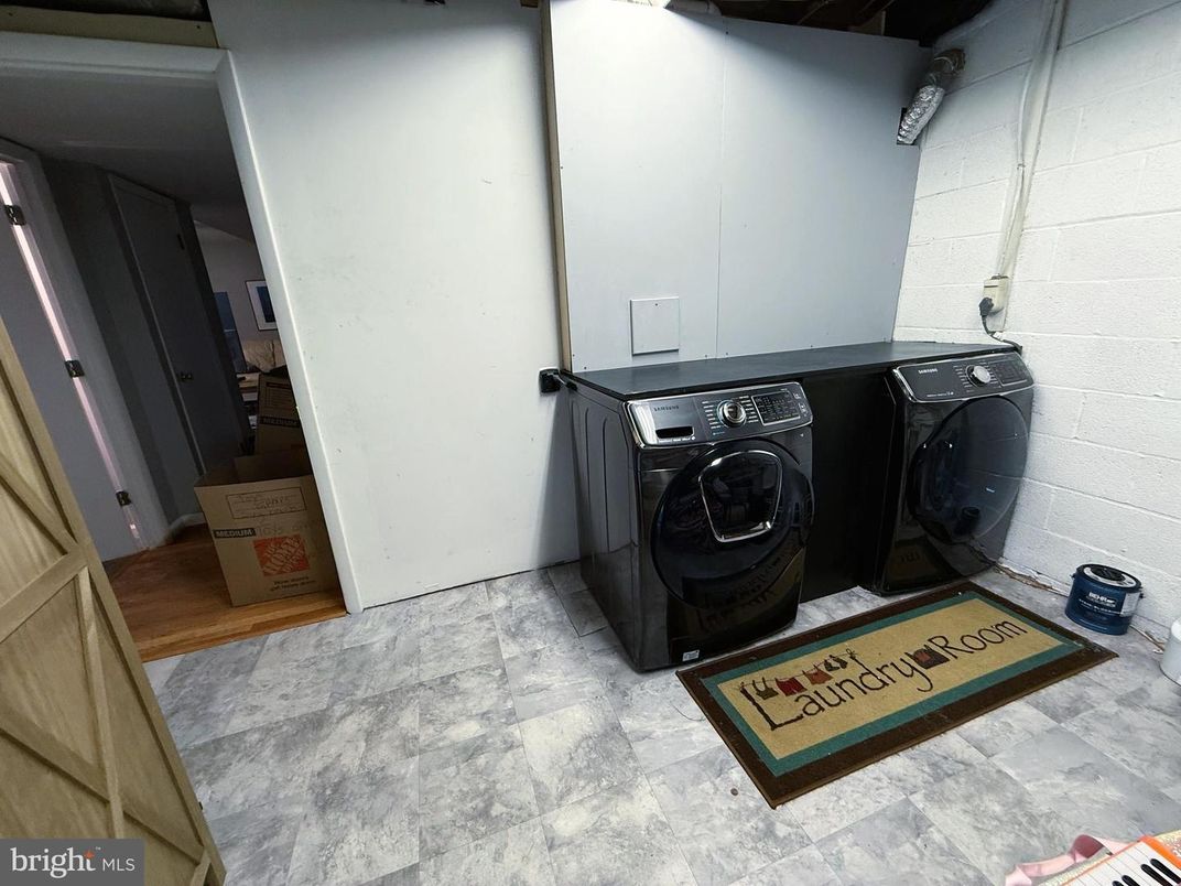 Interior, Washer