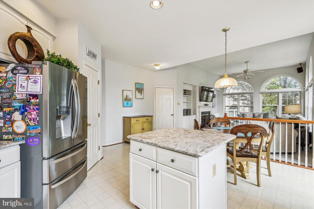 Interior, Kitchen, Pendant Lights, Recessed Lighting