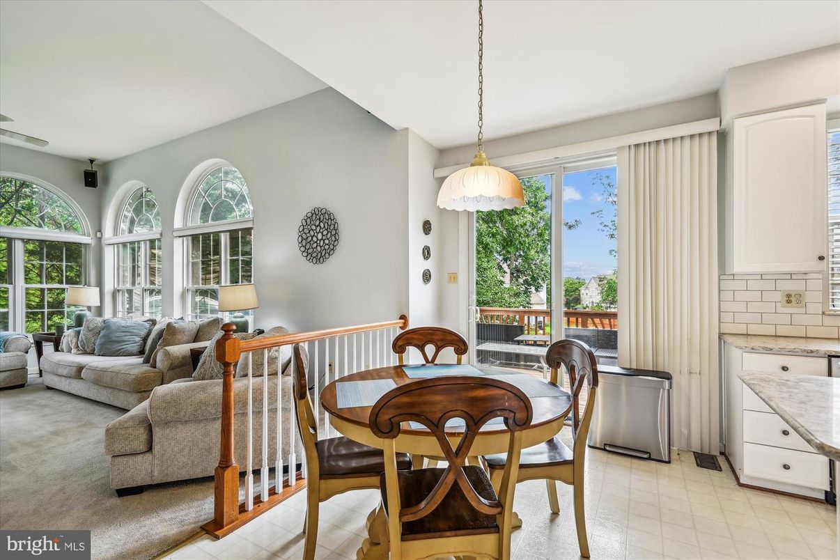 Dining room, Interior, Living room, Pendant Lights