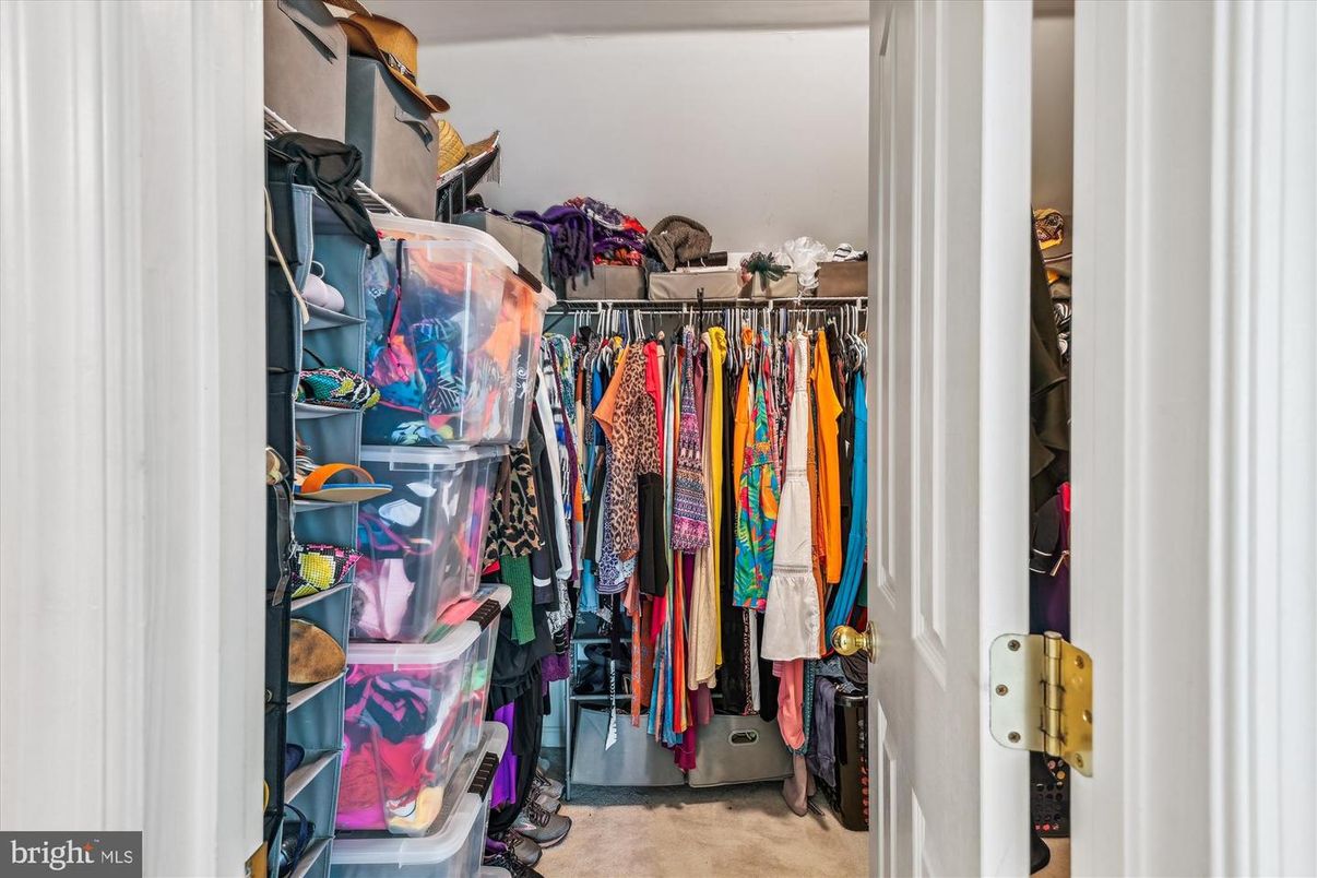 Interior, Walk-in Closets
