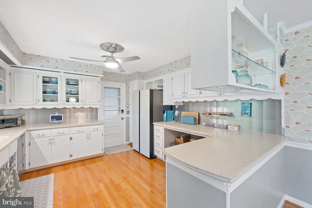 Interior, Kitchen, Wood Texture Flooring