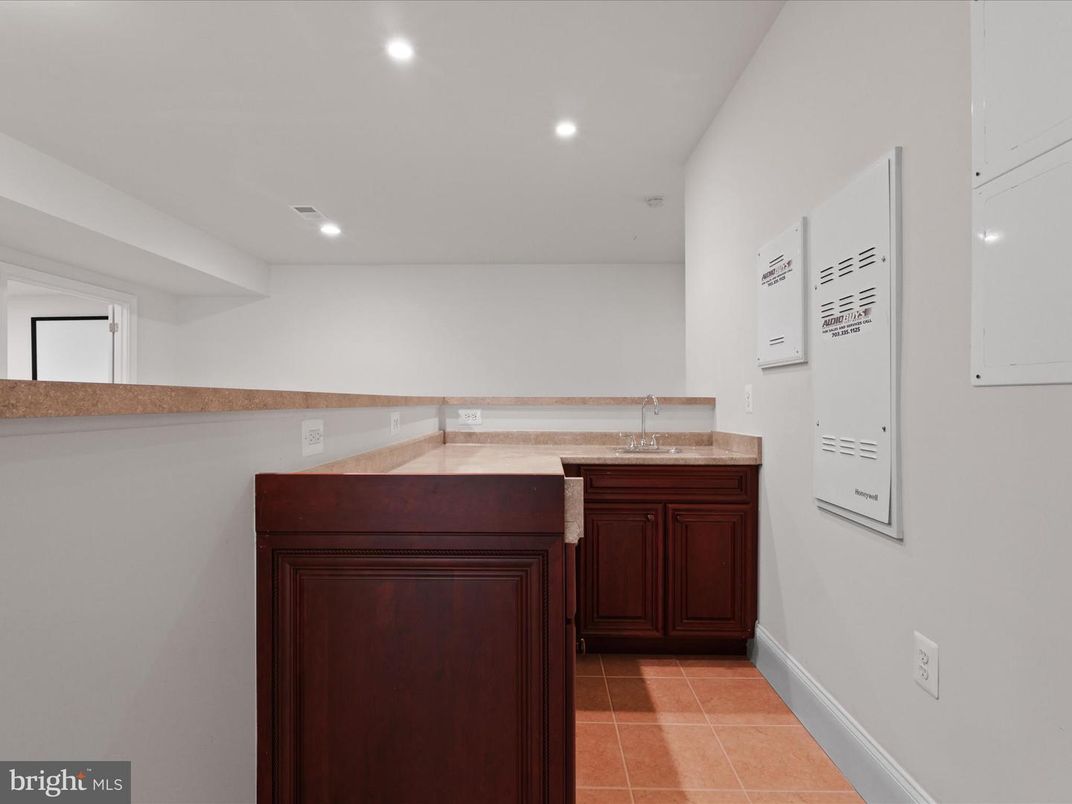 Interior, Recessed Lighting