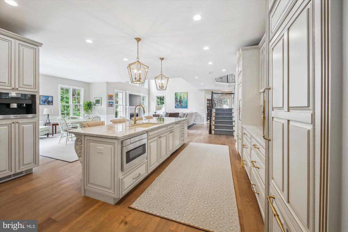 Chandelier, Dining room, Interior, Kitchen, Living room, Pendant Lights, Recessed Lighting, Wood Texture Flooring