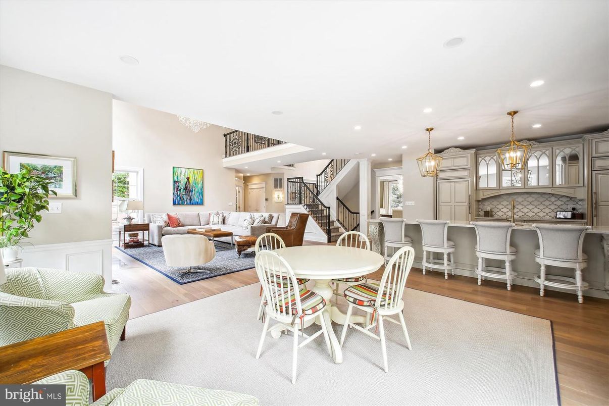 Dining room, Interior, Kitchen, Living room, Pendant Lights, Recessed Lighting, Wood Texture Flooring