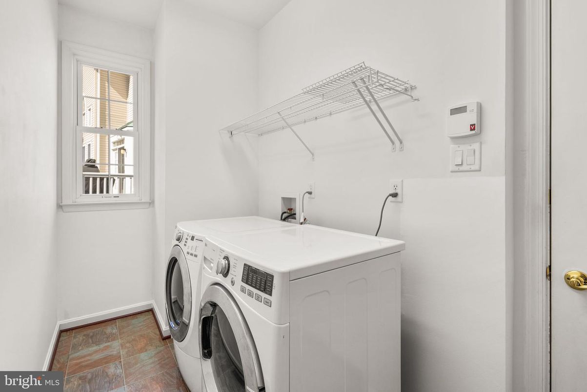 Interior, Washer