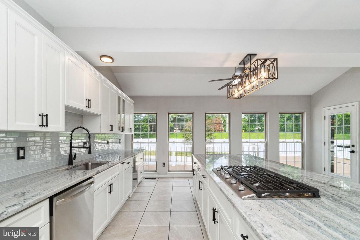Interior, Kitchen, Recessed Lighting