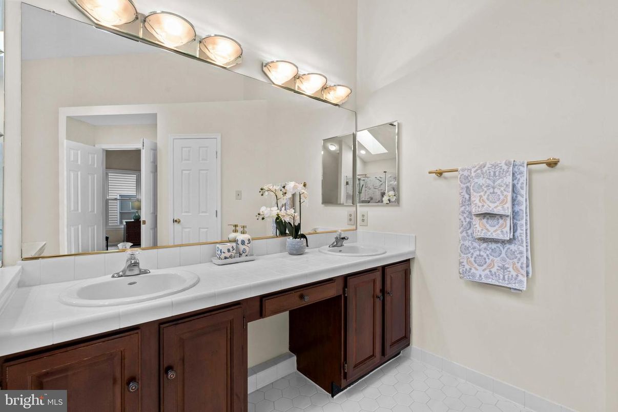 Bathroom, Dual Sink Vanities, Interior, Tile Countertops