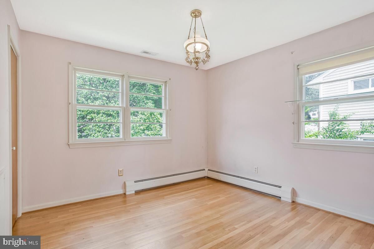 Chandelier, Empty room, Interior, Wood Texture Flooring
