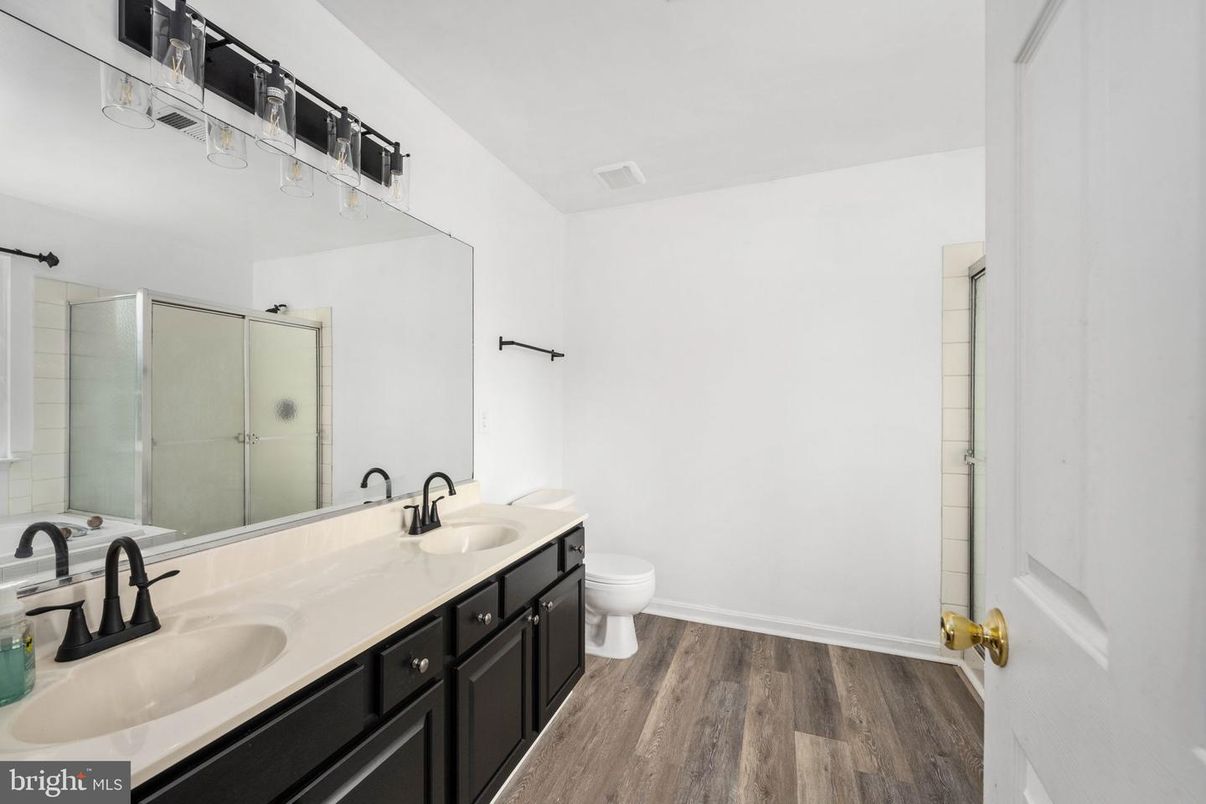 Bathroom, Dual Sink Vanities, Interior, Wood Texture Flooring