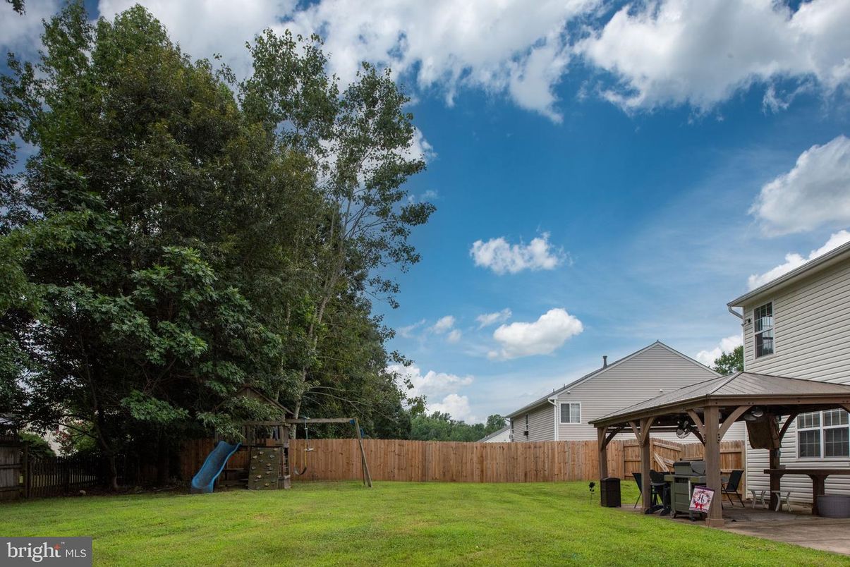 Backyard, Exterior, Playground