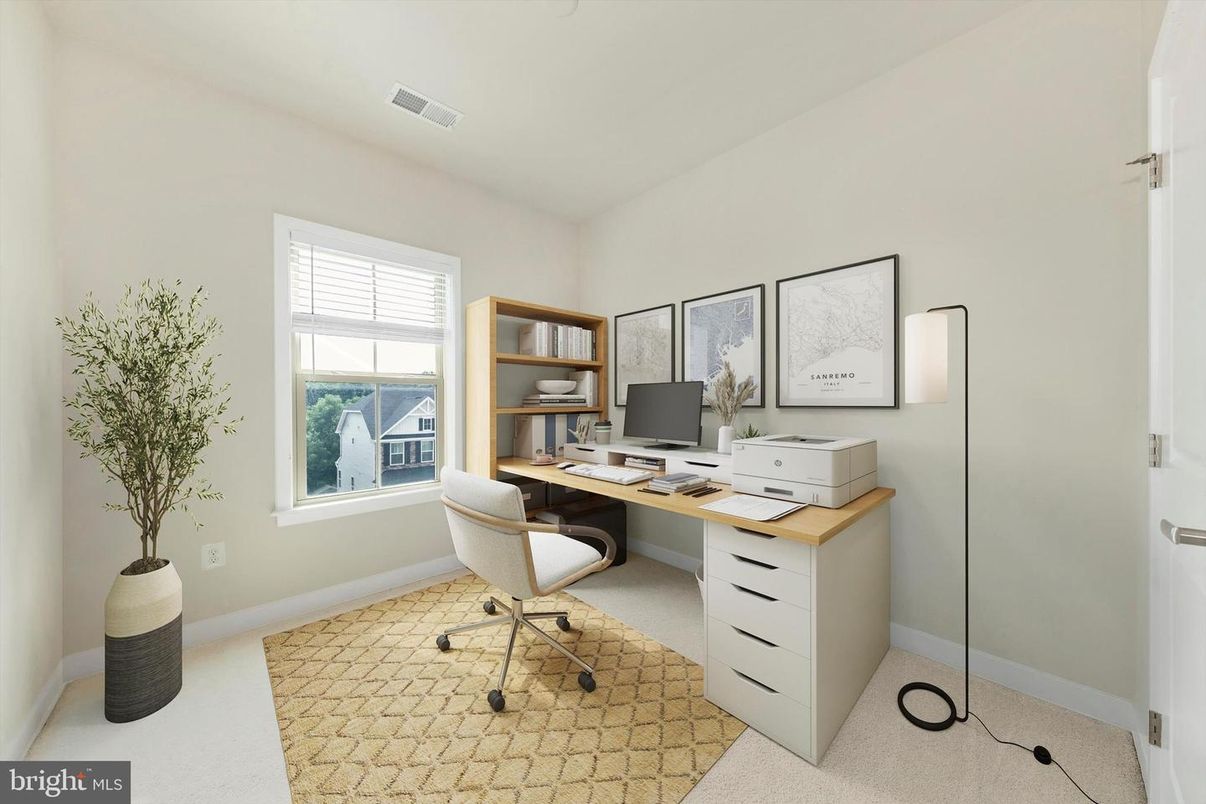 Home Office, Interior