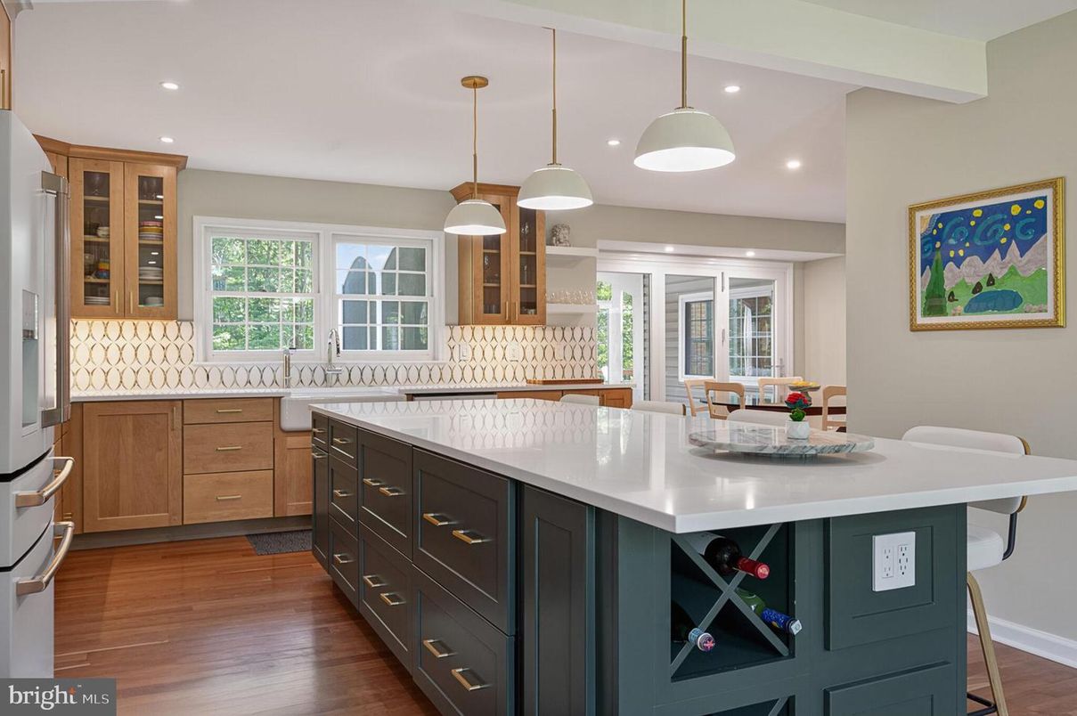 Interior, Kitchen, Pendant Lights, Recessed Lighting, Wood Texture Flooring