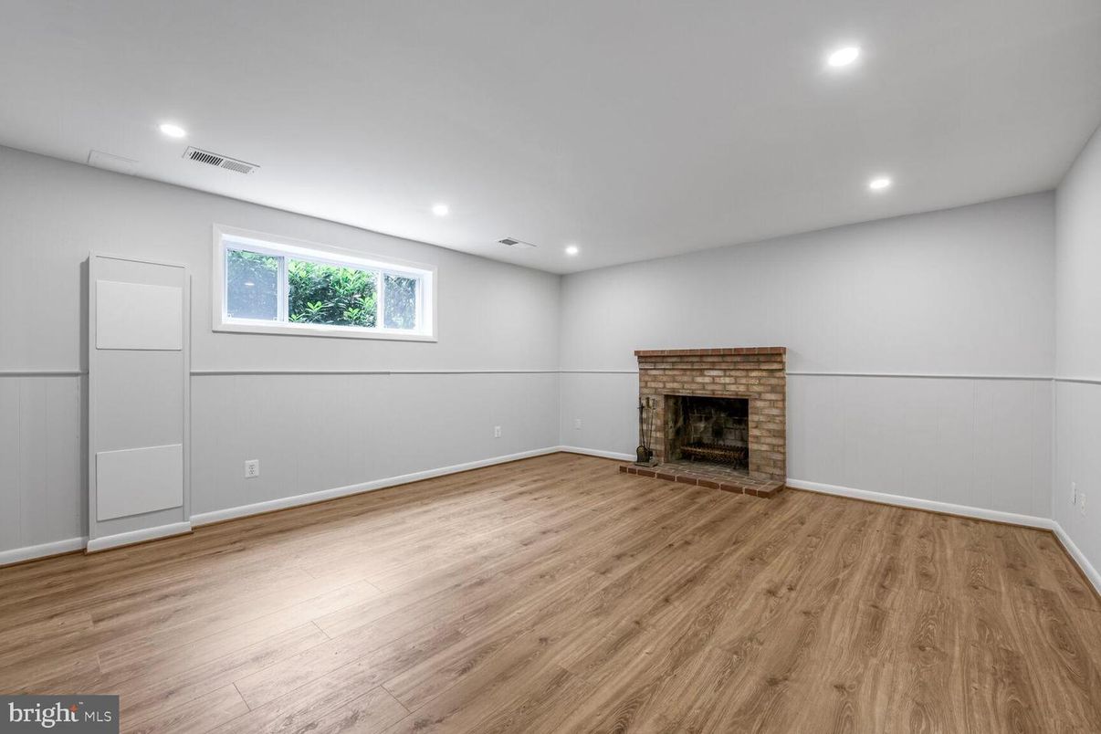 Empty room, Fireplace, Interior, Recessed Lighting, Wood Texture Flooring