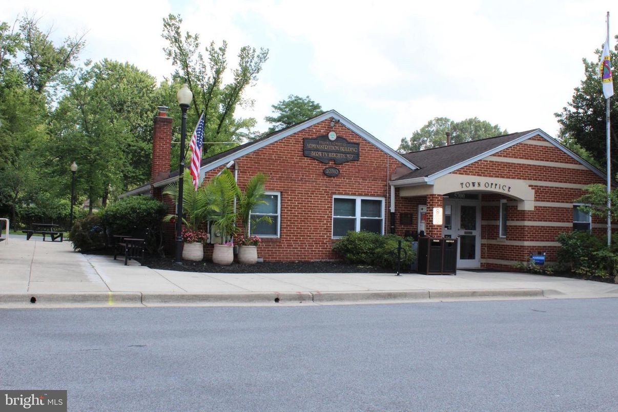 Exterior, Facade, Brick Facade, Tudor Revival