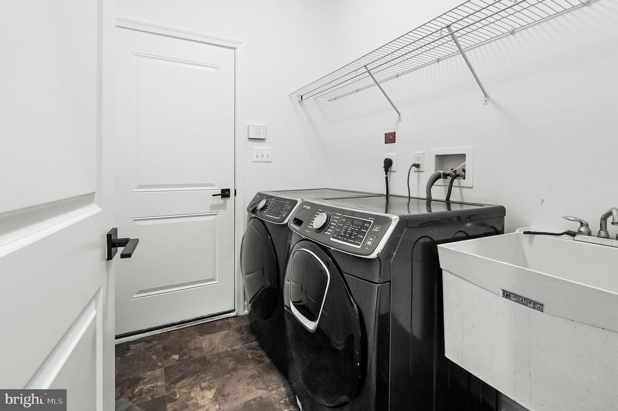 Interior, Washer