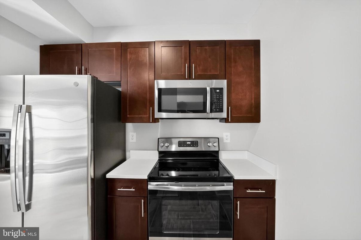 Interior, Kitchen, Stainless Steel Appliances