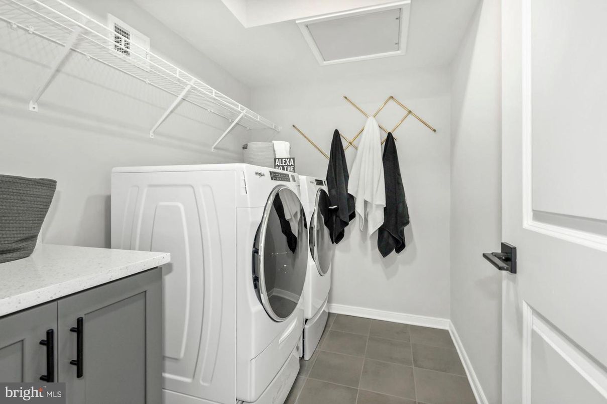 Interior, Washer