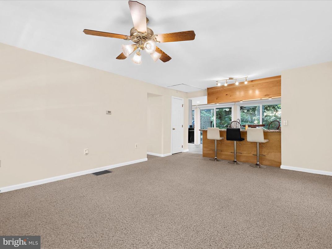 Empty room, Interior, Kitchen