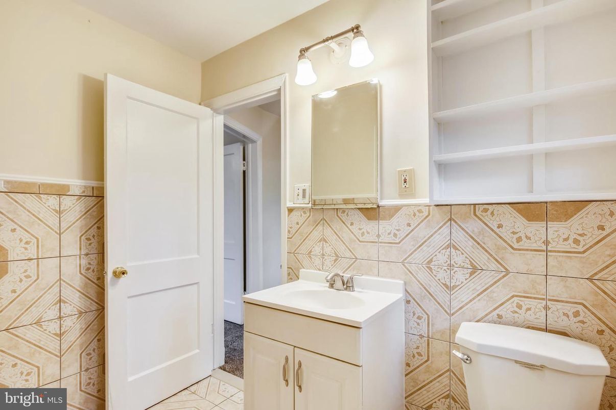 Bathroom, Interior