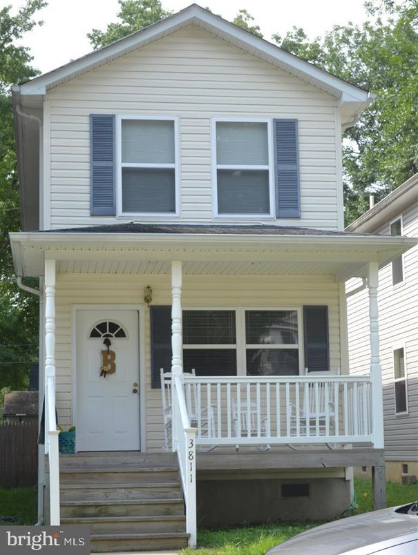 Exterior, Facade, American Craftsman