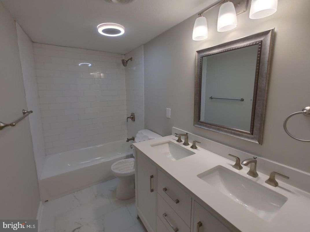 Bathroom, Dual Sink Vanities, Interior, Marble, Recessed Lighting