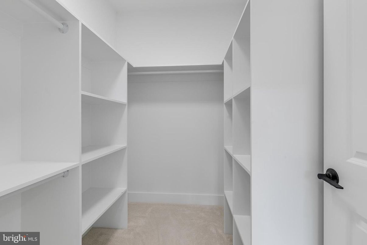 Interior, Walk-in Closets