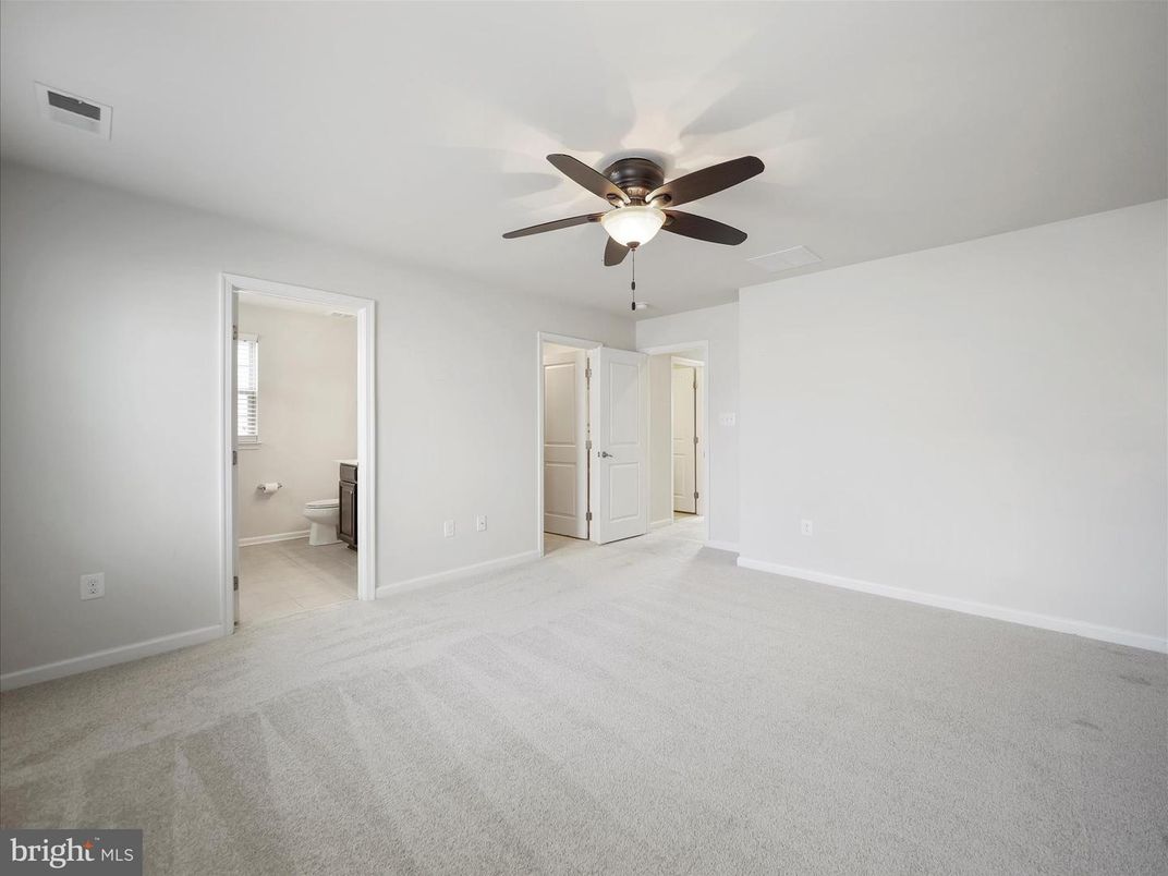 Bathroom, Empty room, Interior