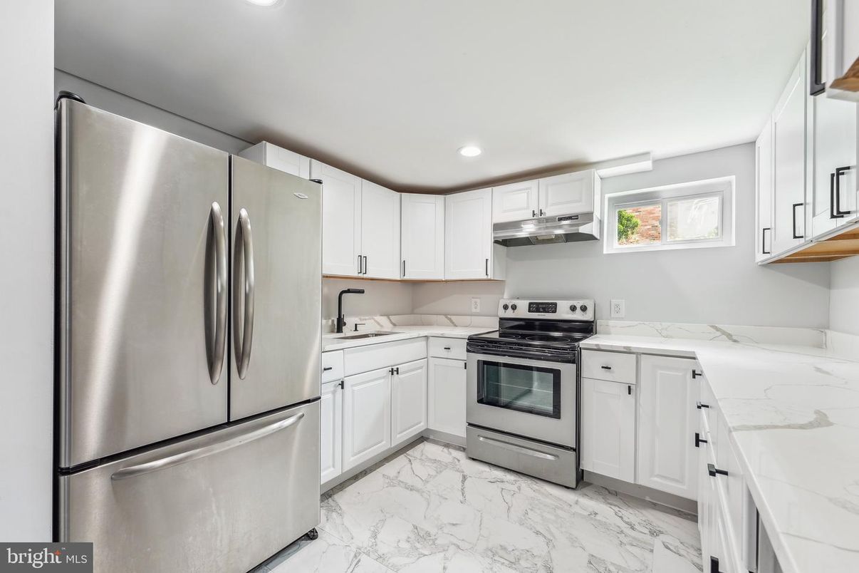 Interior, Kitchen, Marble, Recessed Lighting, Stainless Steel Appliances
