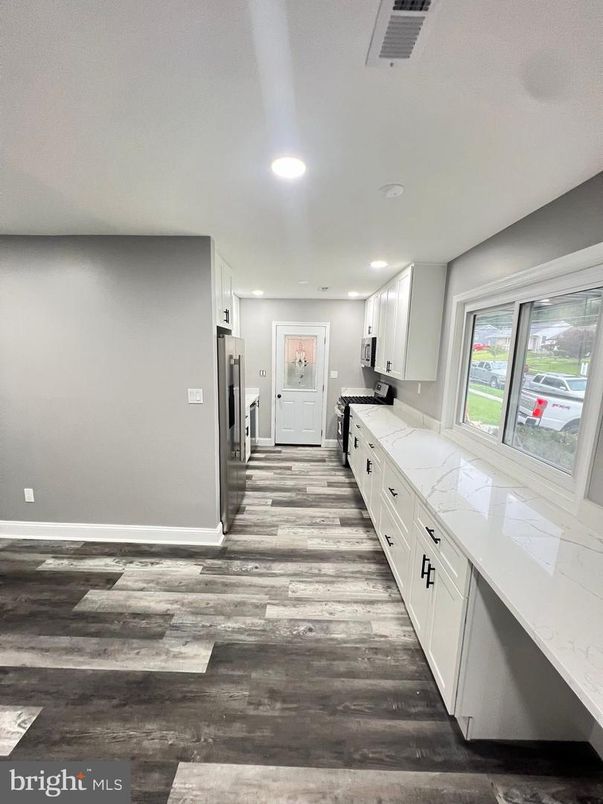 Interior, Kitchen, Recessed Lighting, Wood Texture Flooring