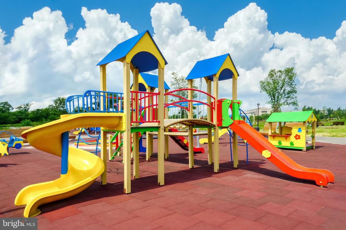 Backyard, Exterior, Playground