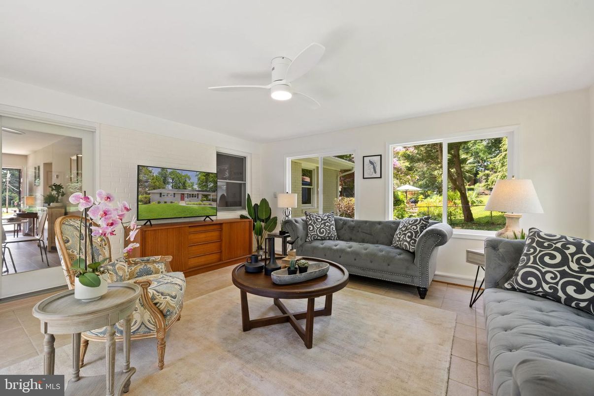 Interior, Living room