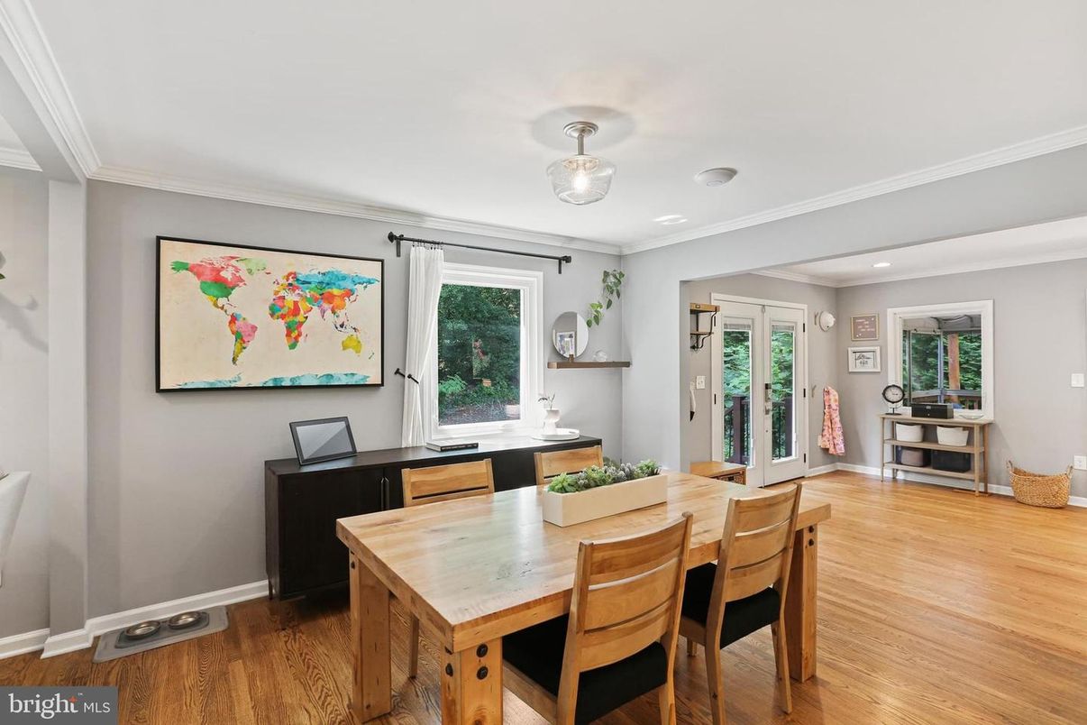 Dining room, Interior, Recessed Lighting, Wood Texture Flooring