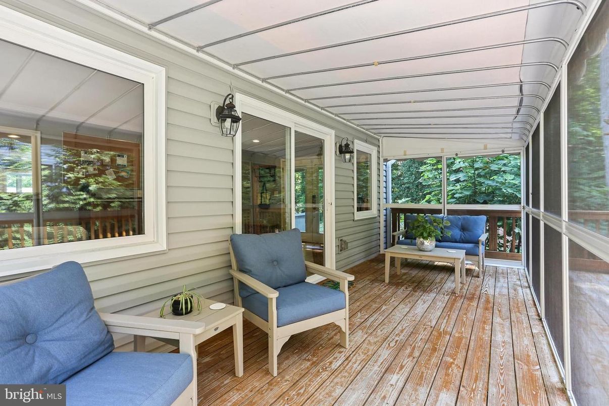 Interior, Sun Room, Wood Texture Flooring