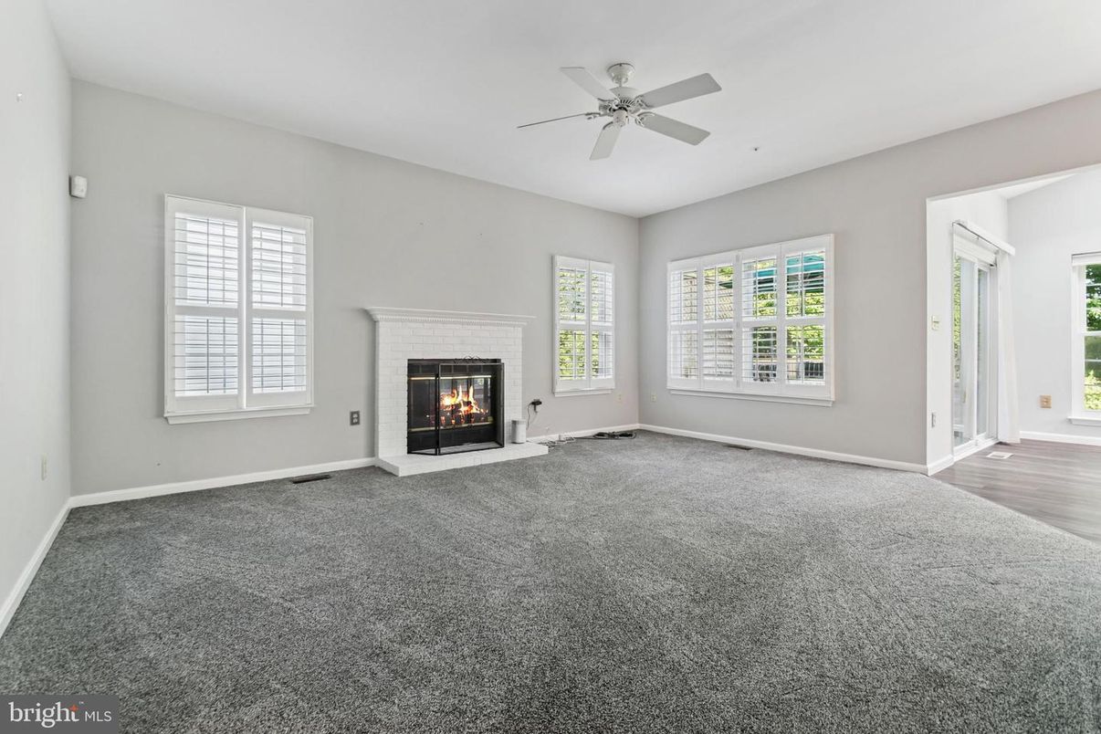 Empty room, Fireplace, Interior, Wood Texture Flooring