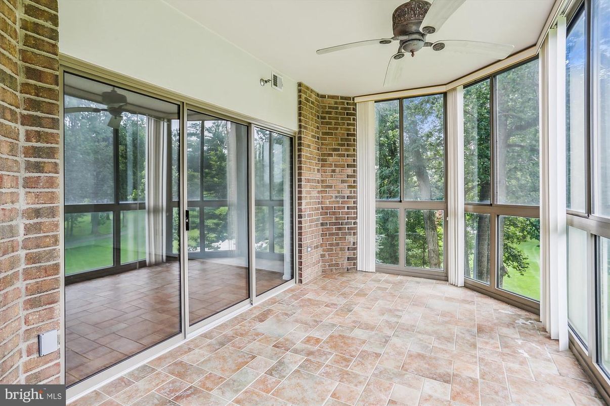 Empty room, Interior, Stone Walls, Sun Room