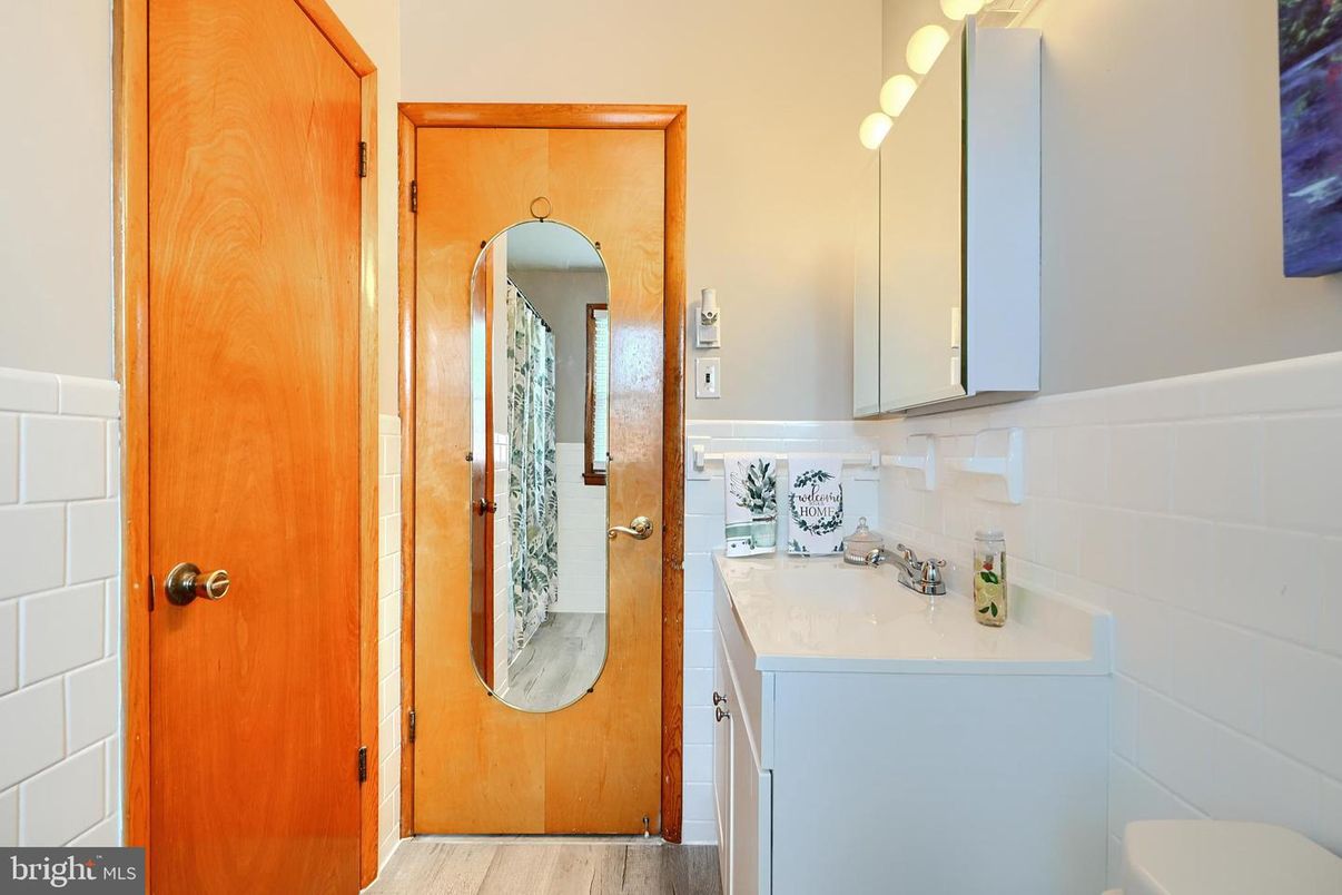 Bathroom, Interior, Wood Texture Flooring