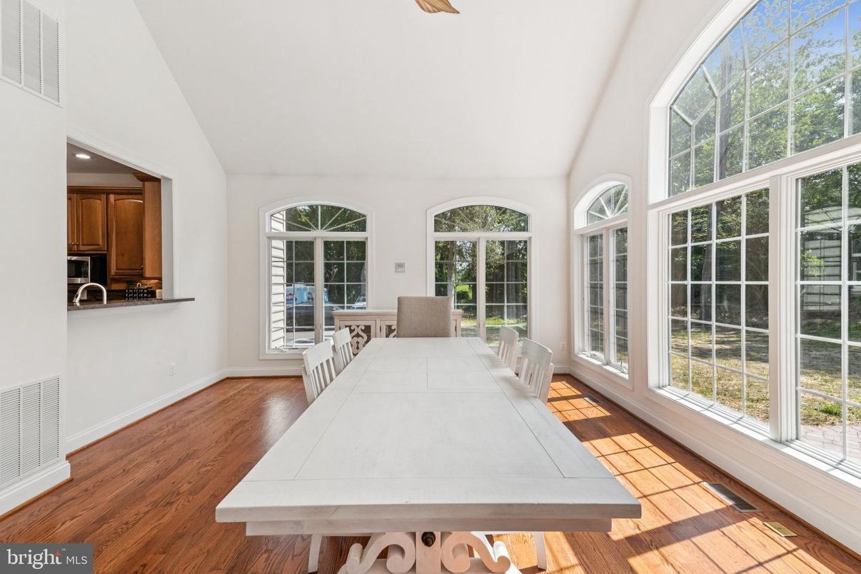 Dining room, Interior, Wood Texture Flooring