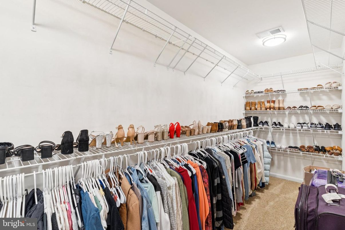 Interior, Walk-in Closets