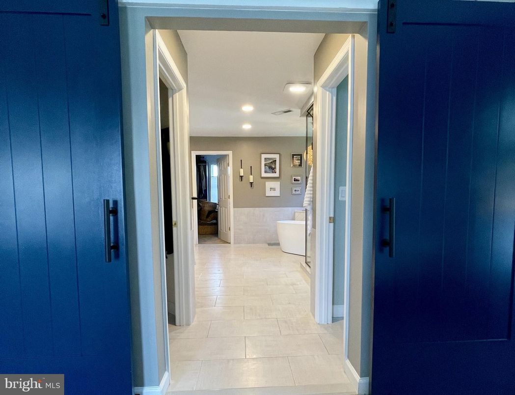 Bathroom, Free Standing Baths, Interior, Recessed Lighting
