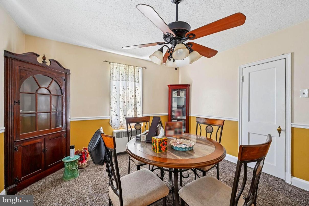 Dining room, Interior