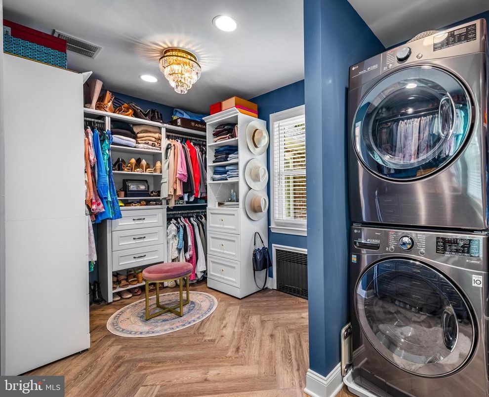 Interior, Recessed Lighting, Utility Closets, Washer, Wood Texture Flooring