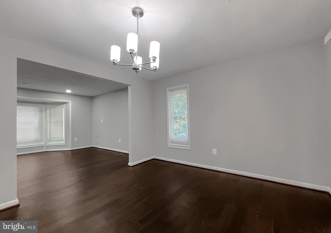 Chandelier, Empty room, Interior, Recessed Lighting, Wood Texture Flooring
