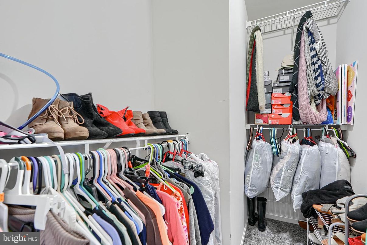 Interior, Walk-in Closets