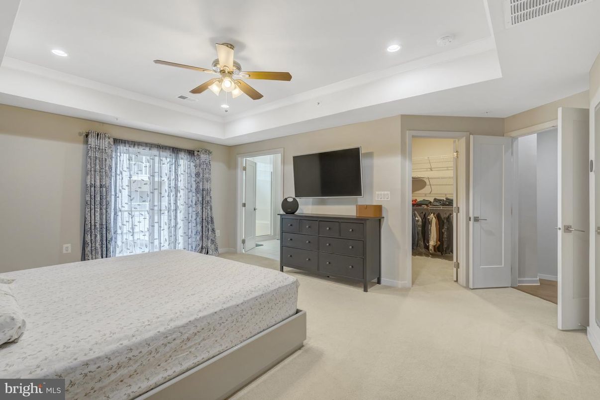 Bedroom, Interior, Recessed Lighting